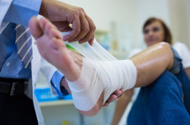 What is a Podiatric Emergency and What You Should Do